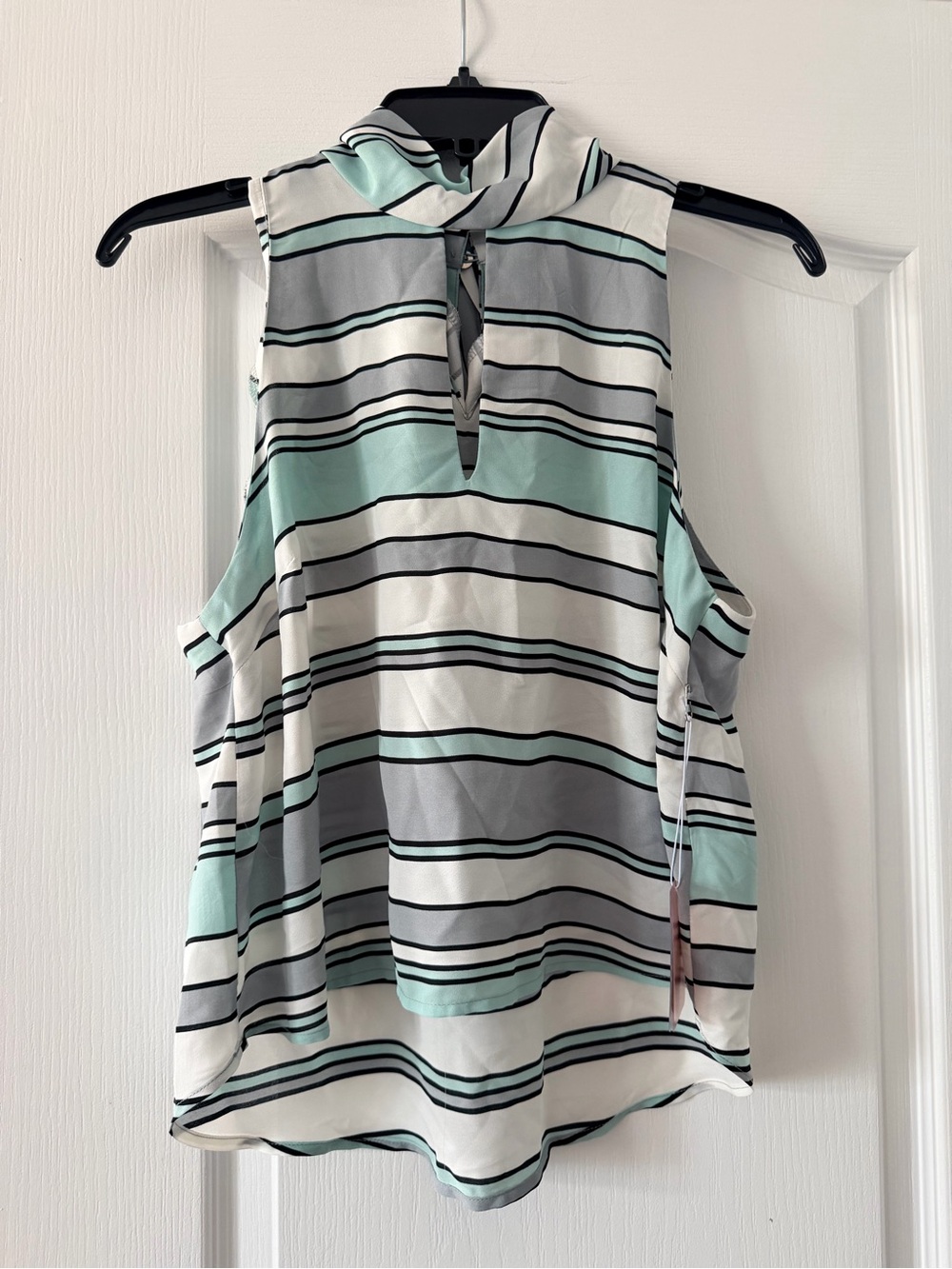 Forever 21 Striped Sleeveless Mock Neck Top in Mint and Gray Size M